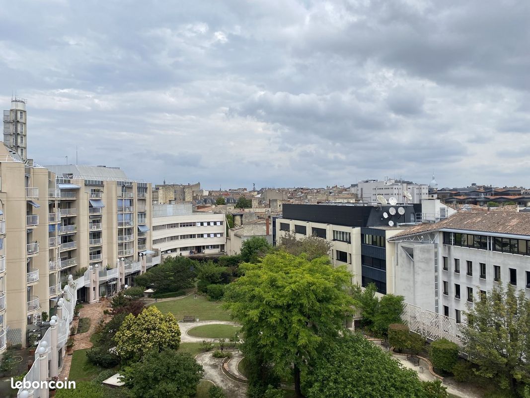 Appartement 1 pièce 36 m² · à Bordeaux · 36 m² · 860 €