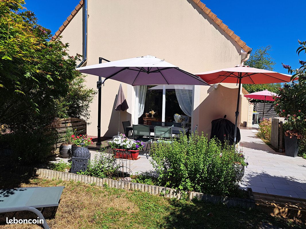 Maison 5 pièces 102 m² · à Clermont-Créans · 102 m² · 290 000 €