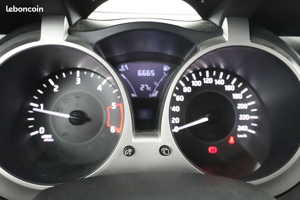 Nissan Juke 1.5 dCi N-Connecta 110 ch (image 16)