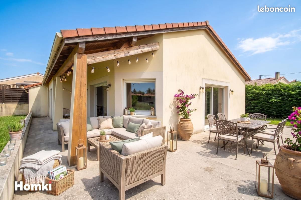 Maison 4 pièces 110 m² · à Bas-en-Basset · 110 m² · 285 000 €
