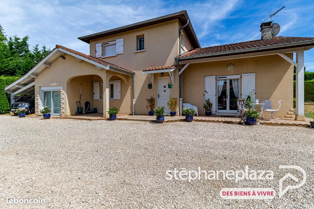 Maison 6 pièces 125 m² · à Guéreins · 125 m² · 435 000 €