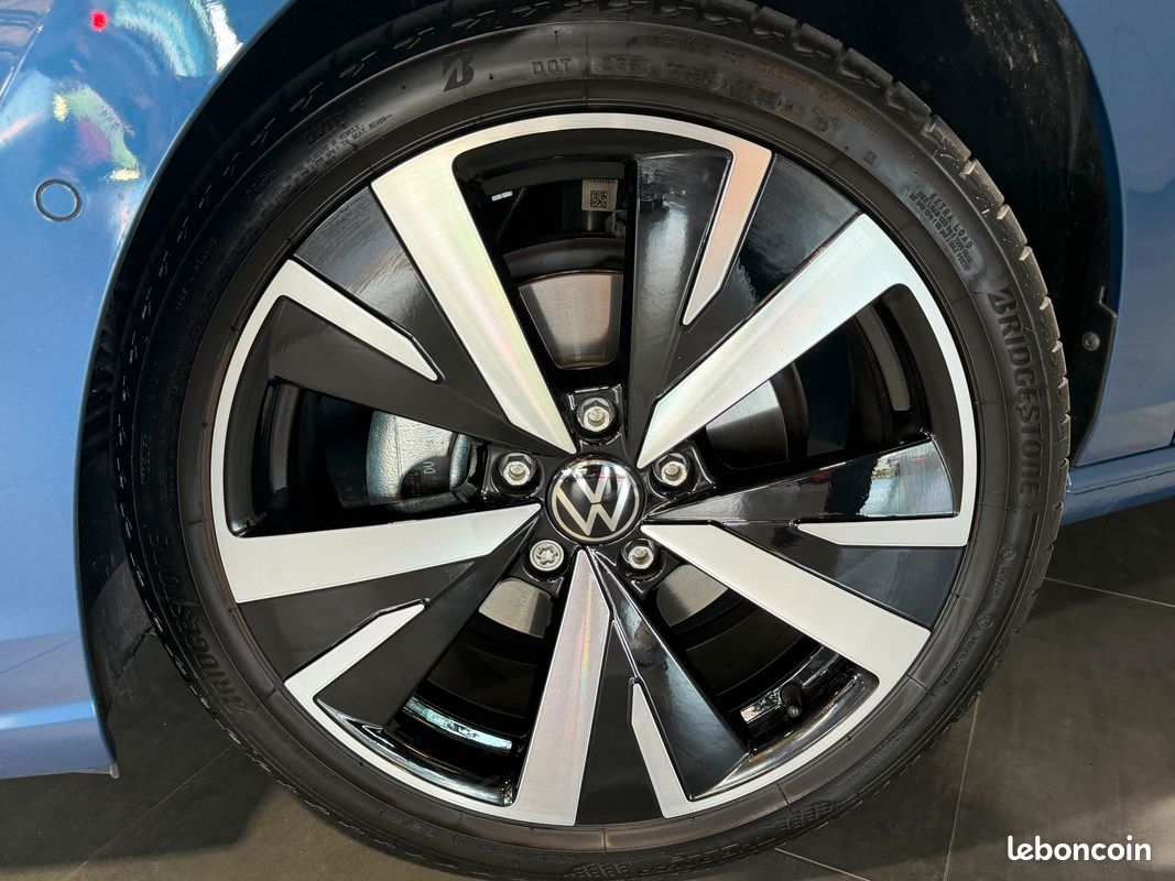 VOLKSWAGEN Golf 1.5 eTSI EVO2 116 DSG7 VW Edition (image 8)