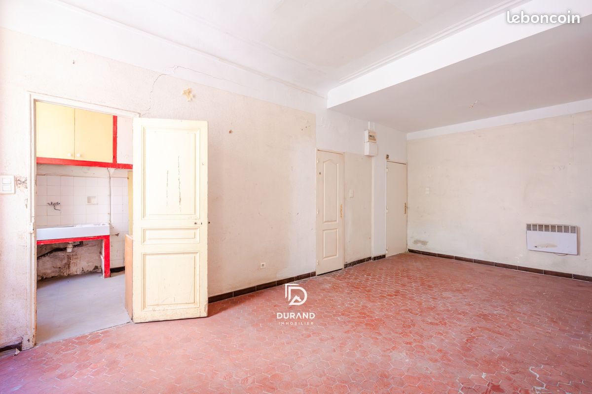 Appartement 1 pièce 32 m² · à Marseille · 32 m² · 60 000 €