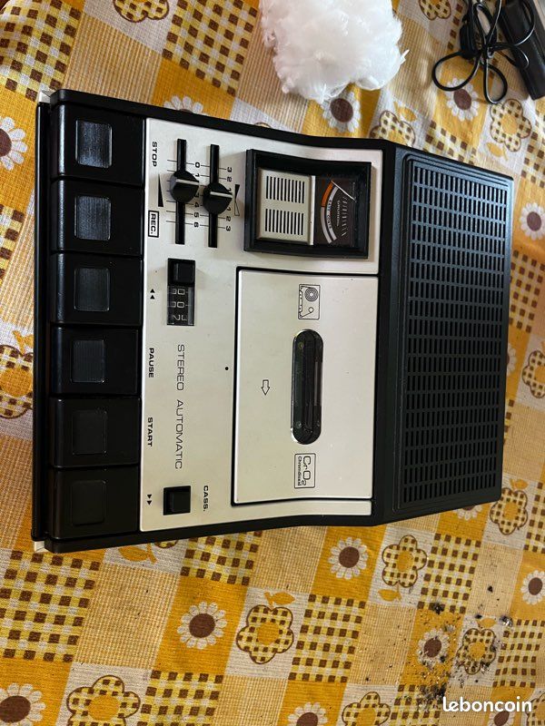 Grundig CN 830 HIFI Stereo Recorder (Defekt) in Lausen für CHF 17 - mit