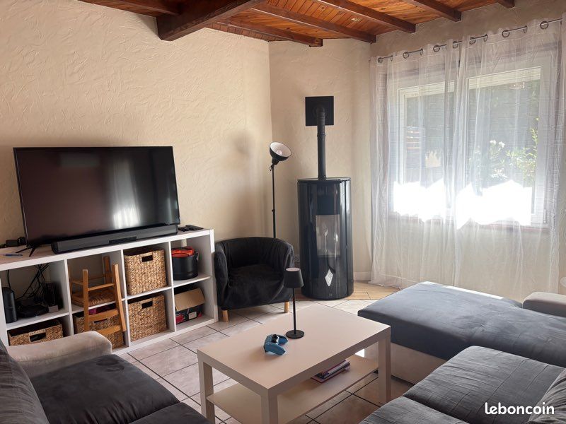 Maison 5 pièces 111 m² · à Saint-Hilaire-du-Rosier · 111 m² · 195 000 €