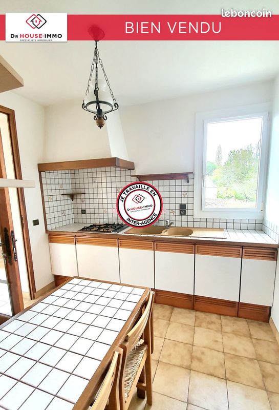 Maison 5 pièces 122 m² · à Étiolles · 122 m² · 355 000 €