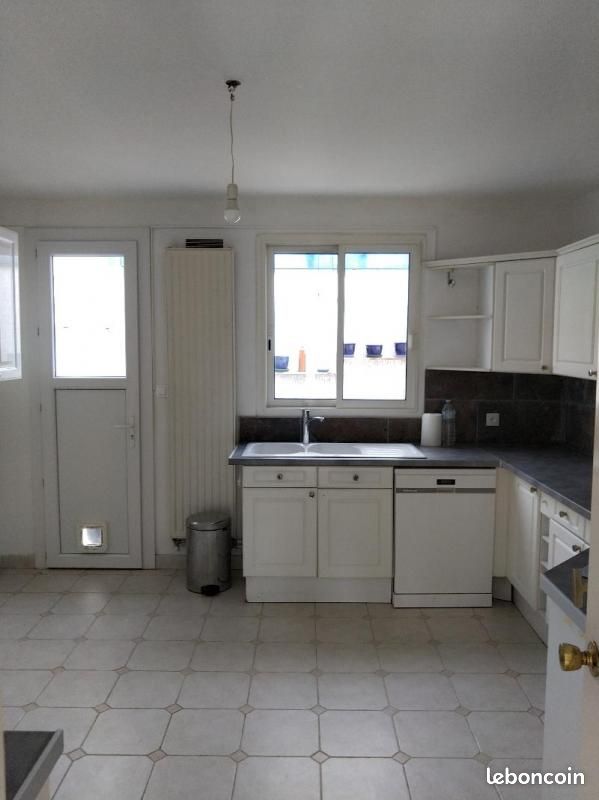 Maison a louer saint-medard-en-jalles - 6 pièce(s) - 190 m2 - Surfyn