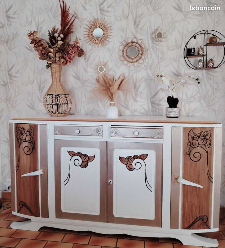 Vide maison Beau buffet art déco en noyer (image 1)
