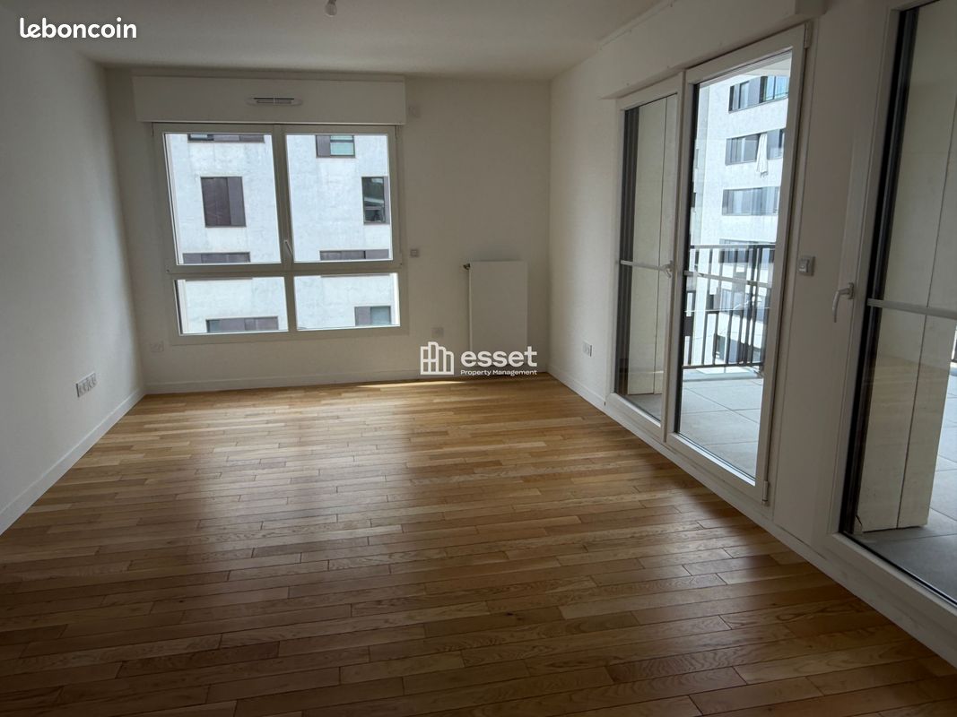 Appartement 3 pièces 66 m² · à Saint-Ouen-sur-Seine · 66 m² · 1 643 €/mois
