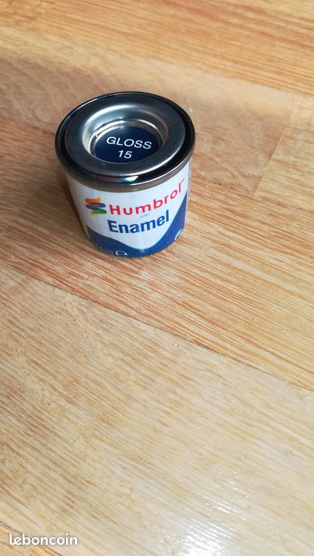 Peinture Humbrol gloss maquette référence 15 (image 1)
