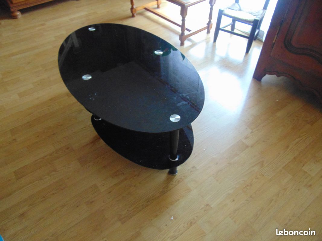 Table salon (image 1)