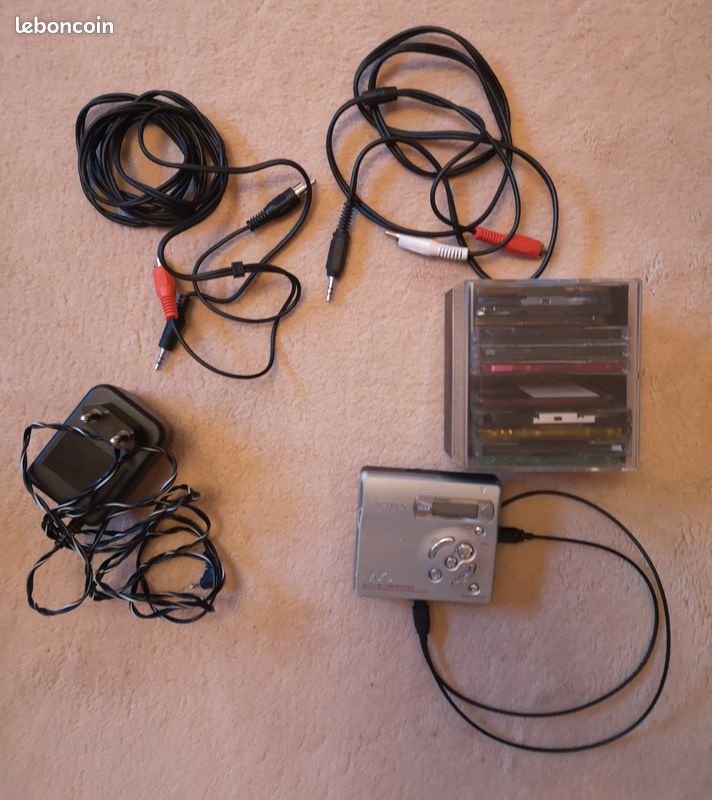 Lecteur Sony MiniDisc MZ-R501 – Portable, Noir, Fonctionne Avec Défaut
