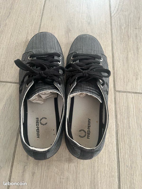 Chaussures FRED PERRY taille 43 (image 4)