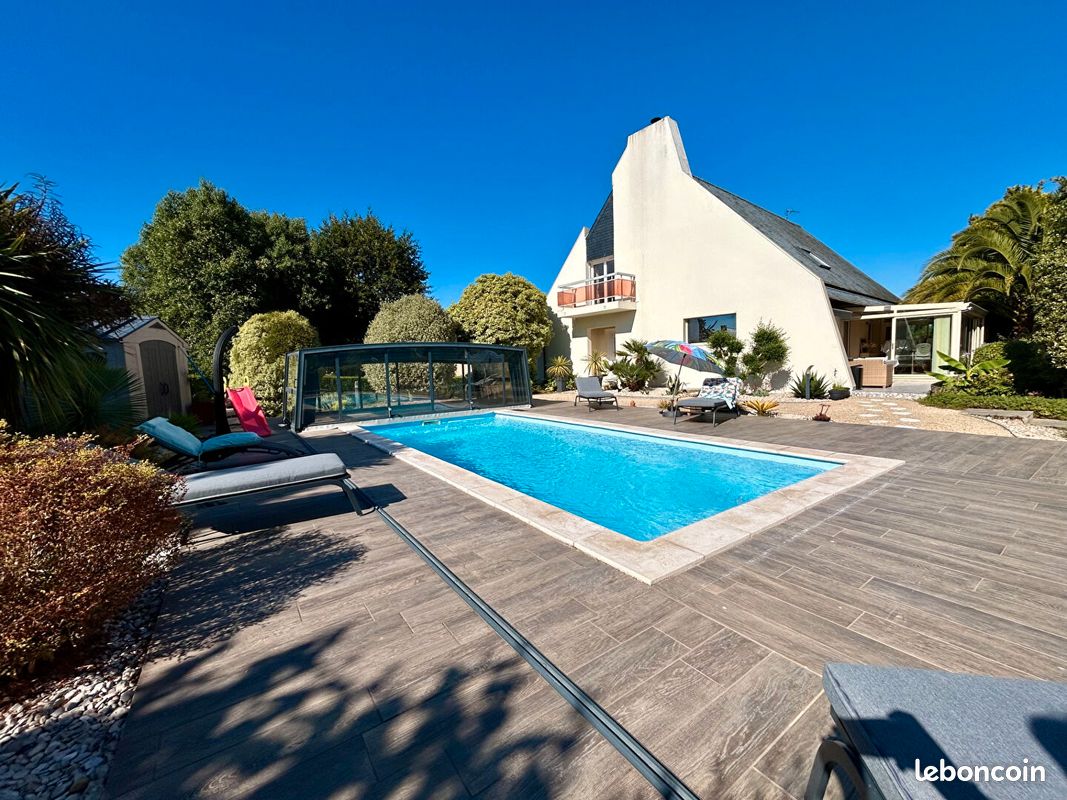 Maison 10 pièces 268 m² · à Ploufragan · 268 m² · 415 500 €