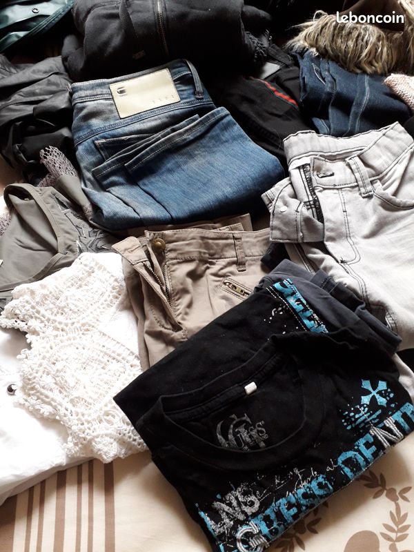 Lot pantalon, etc (image 2)