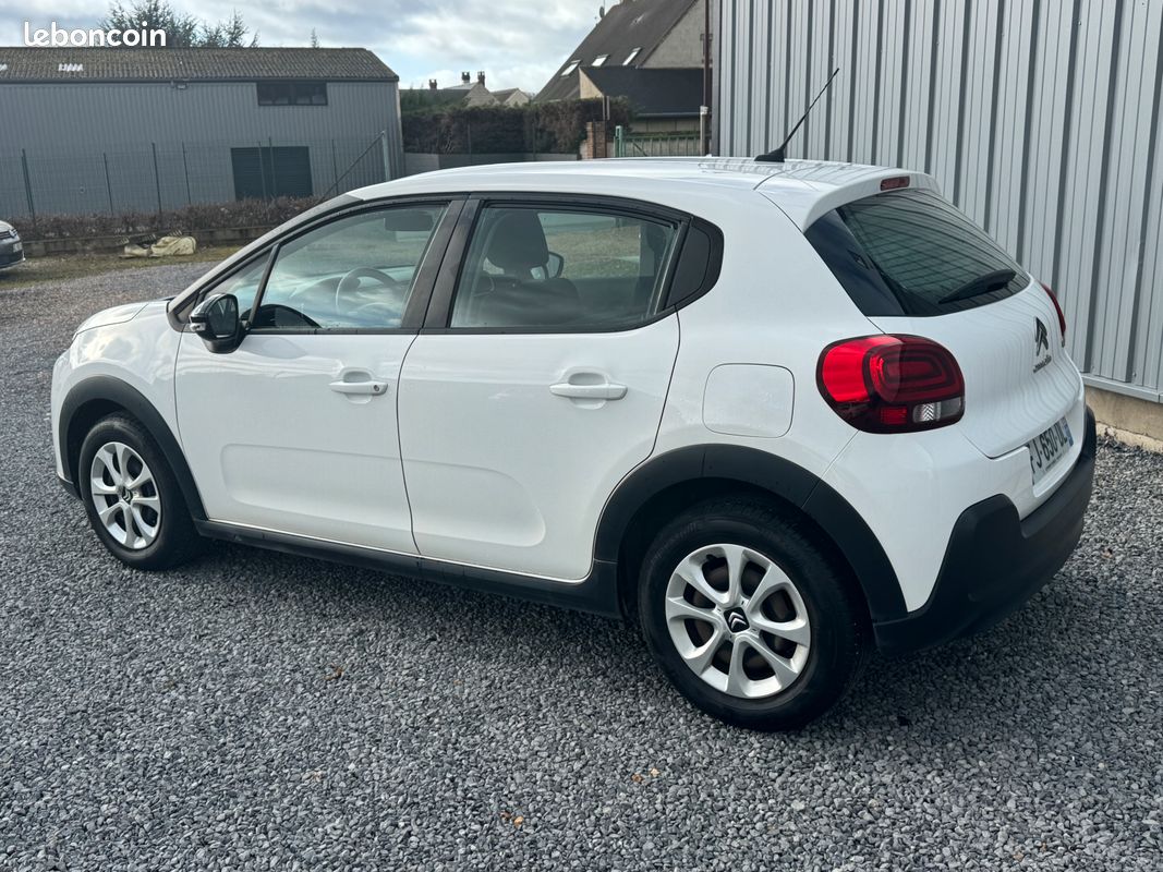 CITROEN C3 III (2) 1.5 BLUEHDI 102cV S&S FEEL BVM6 1ERE MAIN (image 2)