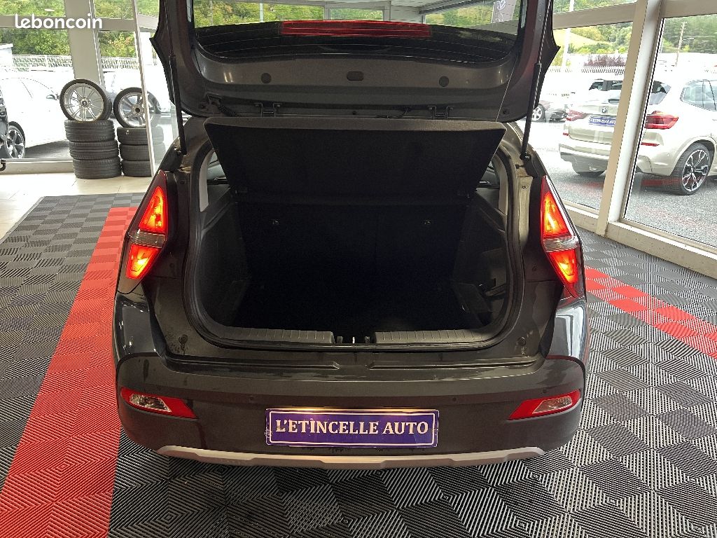 Hyundai Bayon 1.0 T-GDi 100 Hybrid 48V Intuitive (image 8)