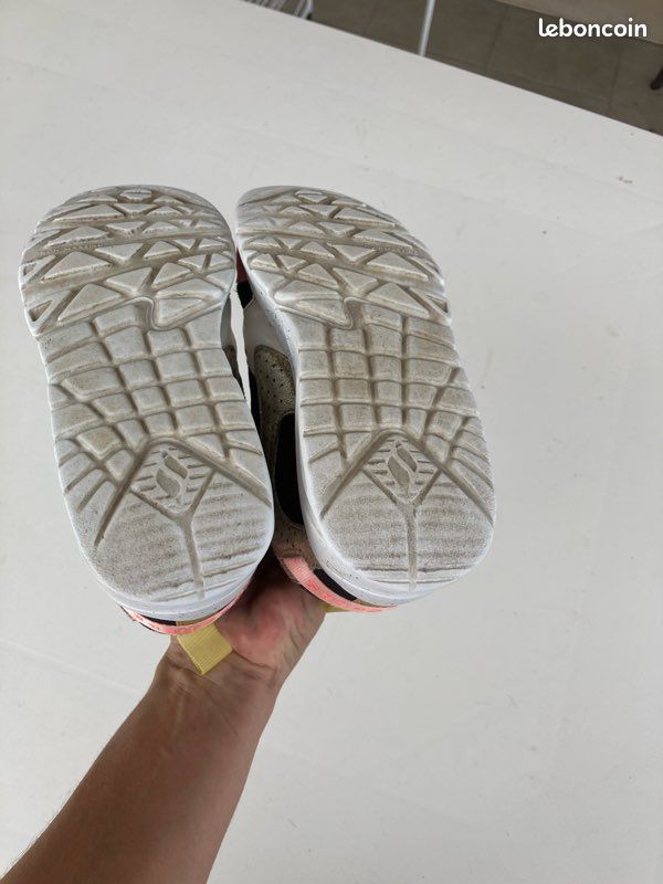 Basket skechers taille 31 fille (image 7)