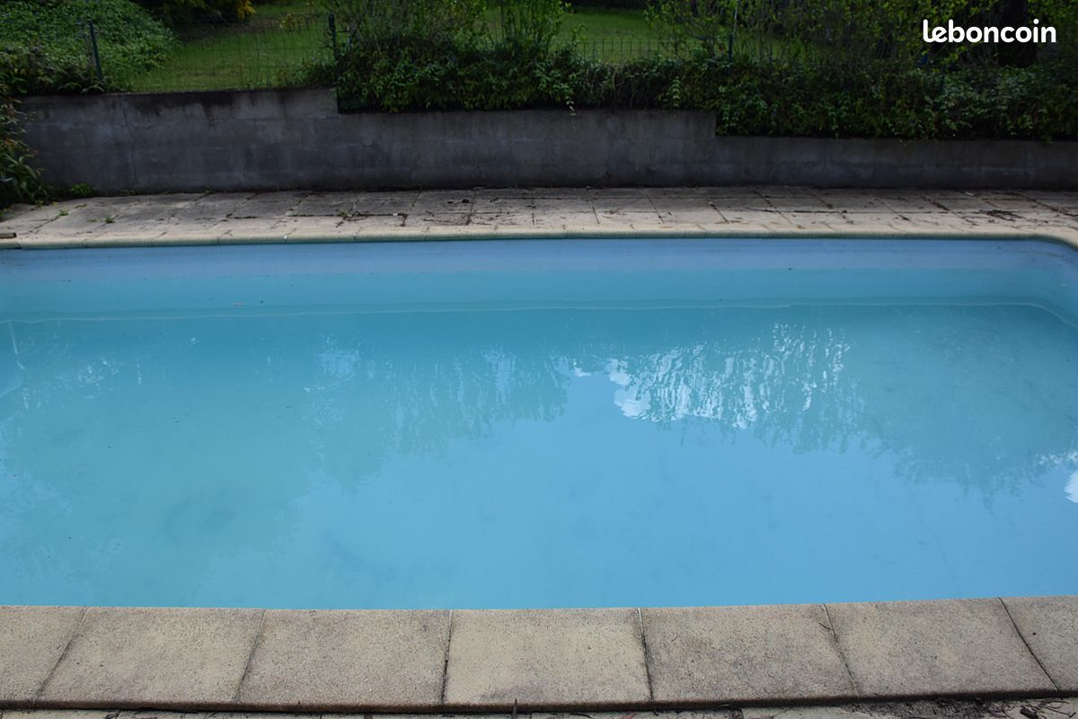 Terrain 758 m² · à Chambœuf · 147 000 €