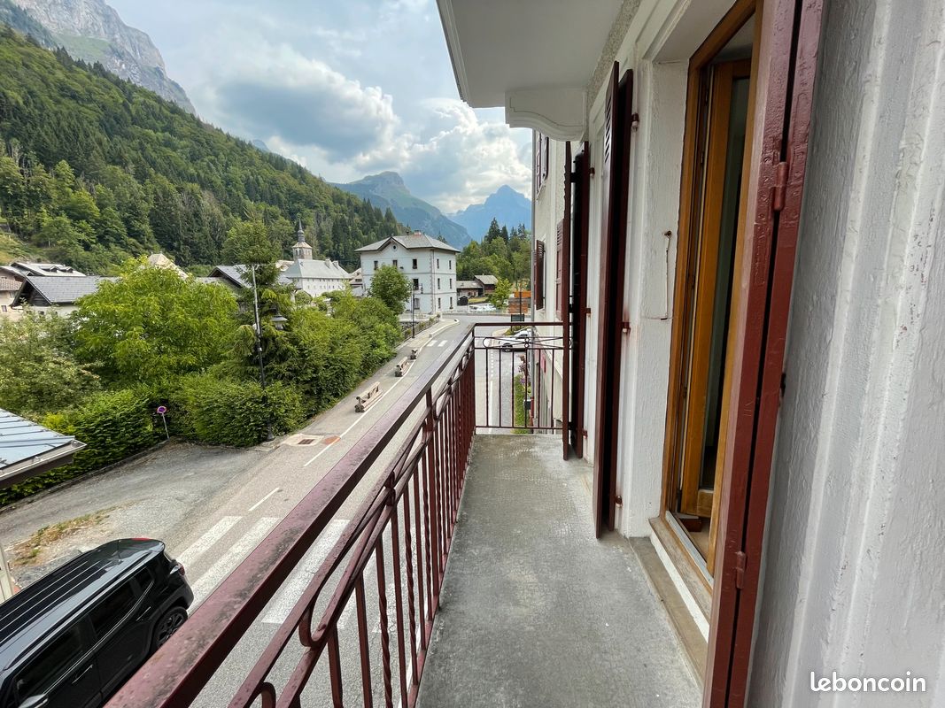 Parking 3 pièces 60 m² · à Sixt-Fer-À-Cheval · 60 m² · 147 100 €