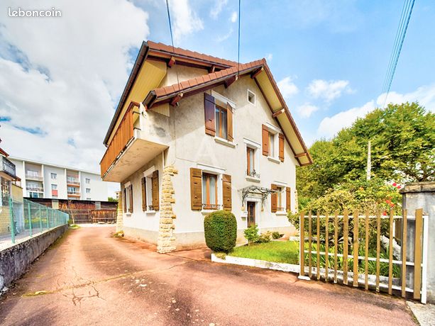 Villa 6 pièces 184 m²