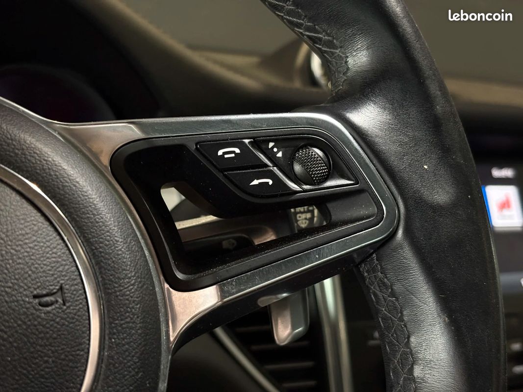 Porsche MACAN 3.6L 440CH Turbo mit Performance Paket (image 11)