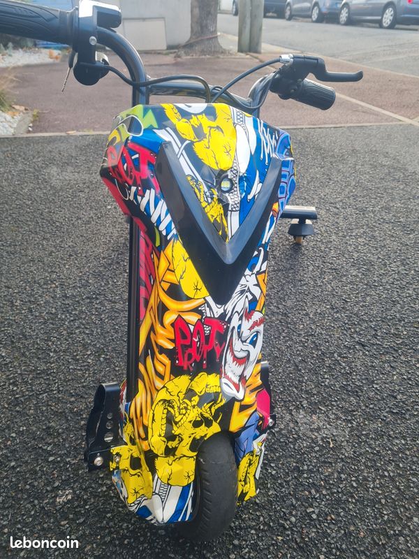 Tricycle électrique enfant Drifting Go Kart MOOVWAY Sport - Main Image