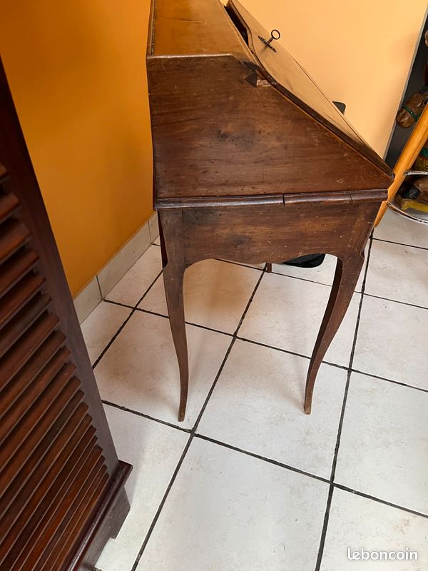 Ancien petit secrétaire bois ciré (image 4)