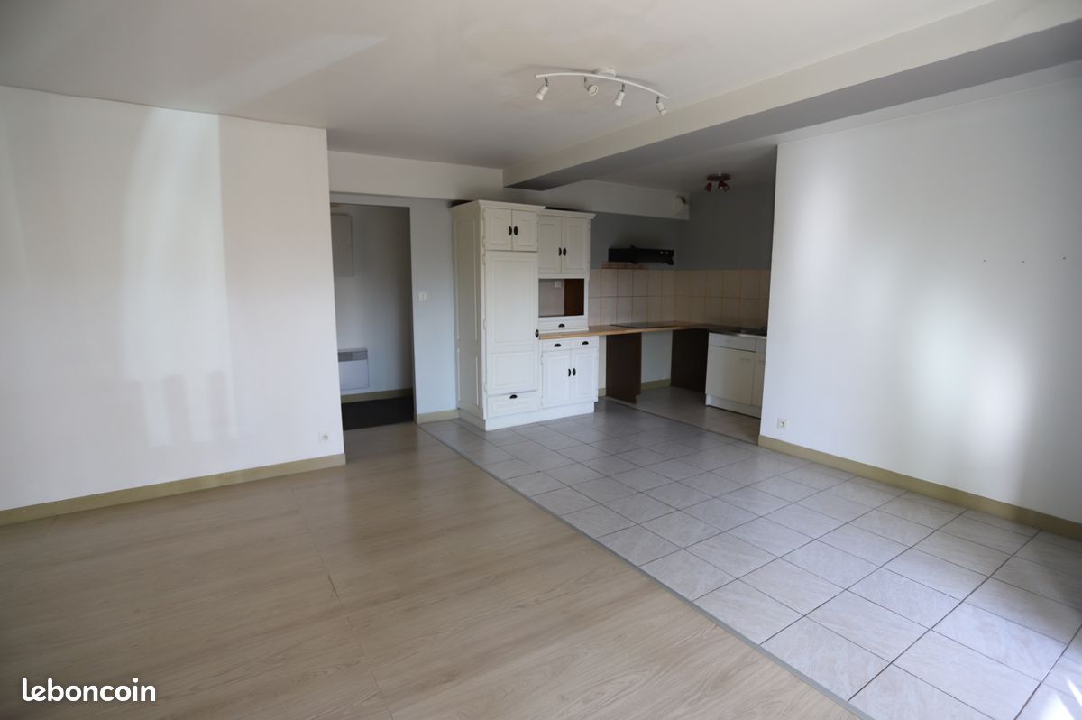 Appartement 3 pièces 68 m² · à Poitiers · 68 m² · 690 €