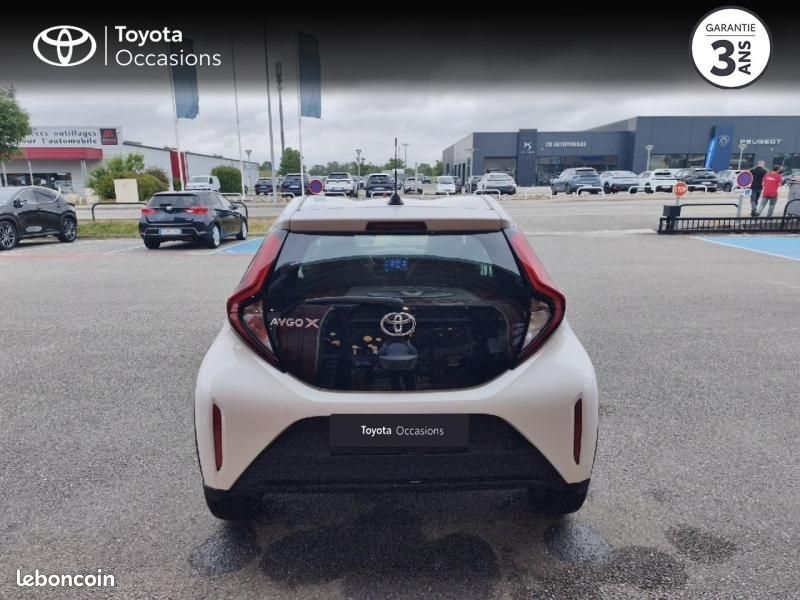Toyota Aygo X 1.0 VVT-i 72ch Dynamic MY24 (image 4)