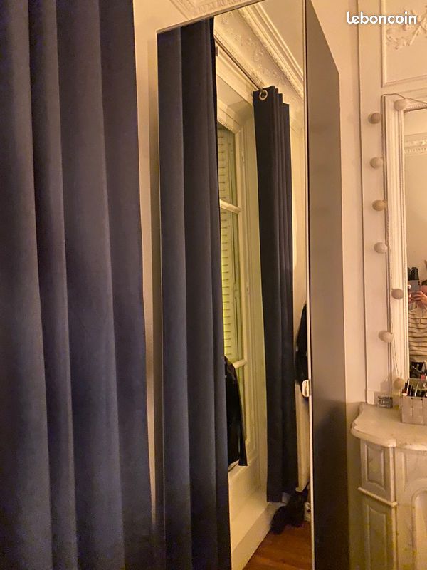 Grande étagère avec miroir (image 1)