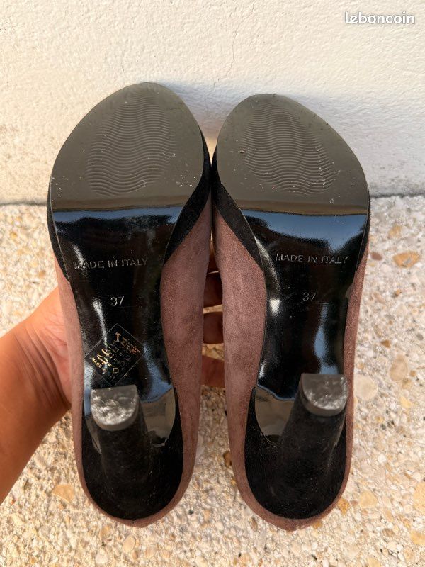 Escarpins taupe et noir en nubuck Elizabeth Stuart (image 6)