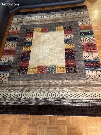 Tapis d’orient neuf fait main