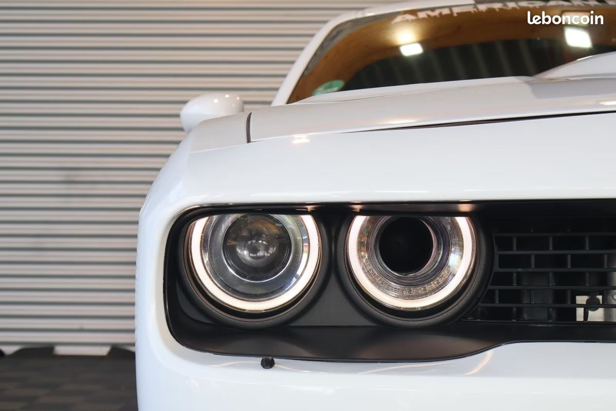 Dodge CHALLENGER R/T 5.7 HEMI V8 373 ch BVA8 – CarPlay – Caméra – Démarrage à Distance (image 4)