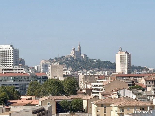 Appartement 3 pièces 77 m² · à Marseille · 77 m² · 235 000 €