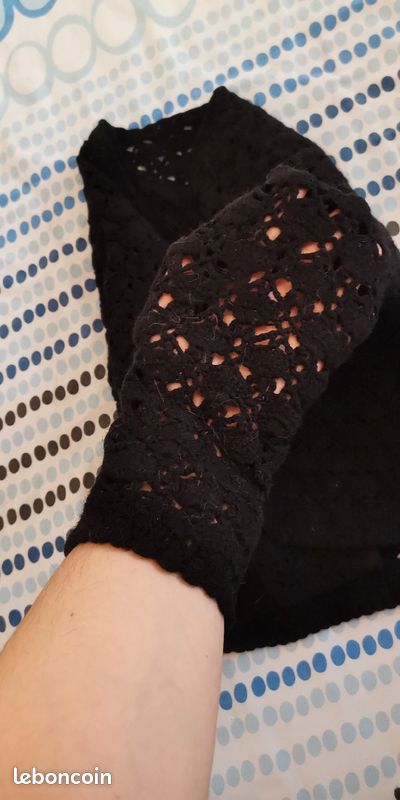 Cardigan ajouré en tricot noir (image 3)