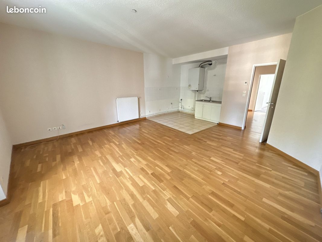 Appartement 4 pièces 82 m² · à Chamalières · 82 m² · 890 €/mois