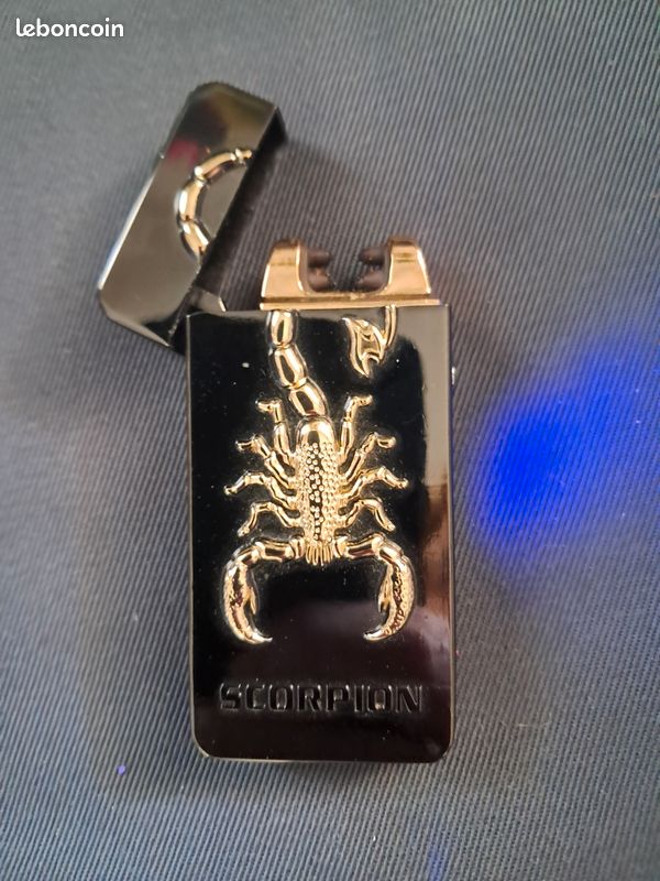 Briquet électrique plasma rechargeable par USB à double arc en relief, résistant au vent et sans flamme, en alliage de zinc poli, scorpion (image 1)