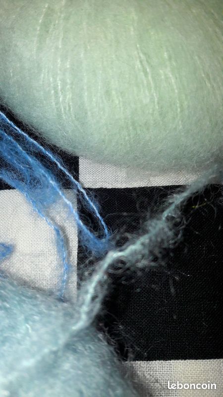 4 pelotes neuves (📏380M-⚖️68G au total) BRUSHED ALPACA SILK 77% alpaga et 23% soie de DROPS 3 coloris assortis (14 BRUME MATINALE + 33 GLACE PISTACHE + 28 BLEU PACIFIQUE) (image 3)