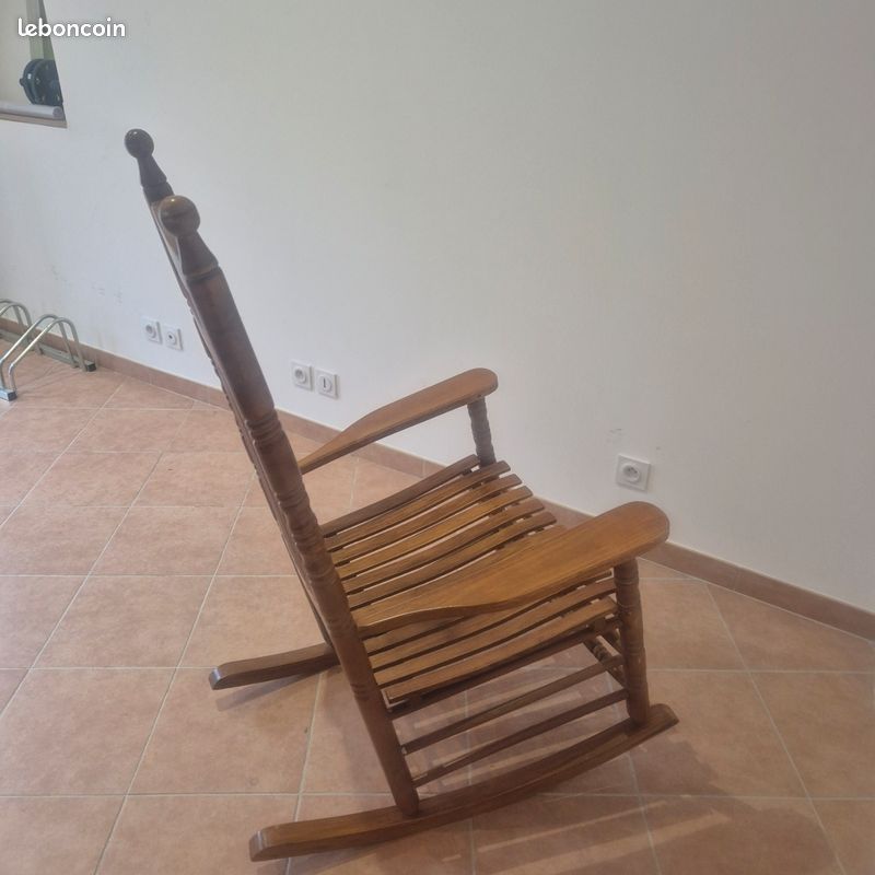 Rocking chair (image 4)