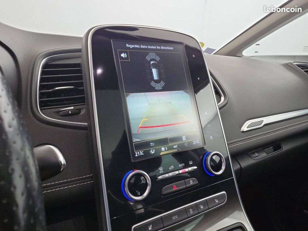 RENAULT Scenic dCi 160 Energy EDC Initiale Paris (image 24)