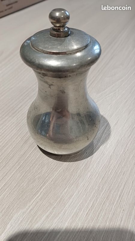Poivrier peugeot (image 1)