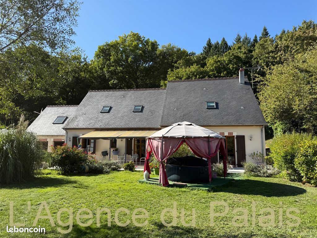 Maison 7 pièces 216 m² · à Blois · 216 m² · 418 000 €