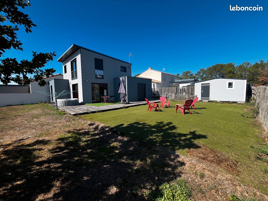 Maison 6 pièces 113 m² · à Bretignolles-sur-Mer · 113 m² · 420 000 €