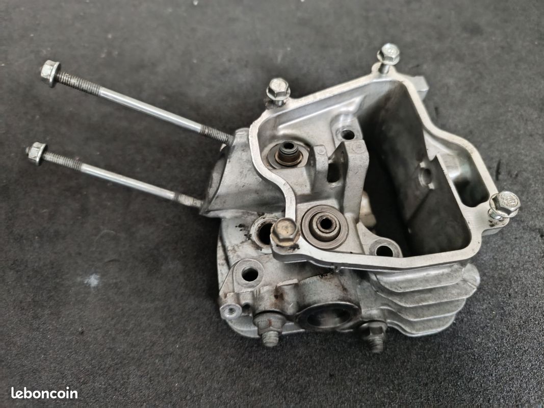 Culasse nue Karting subaru 211 kx21 ou ex21 nettoyée (image 12)