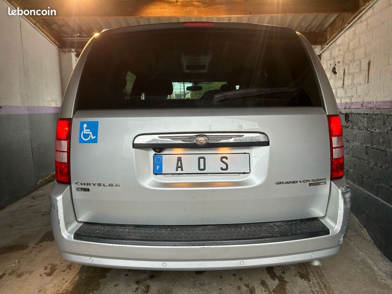 Chrysler GRAND VOYAGER 2.8 CRD TOURING BA (image 12)