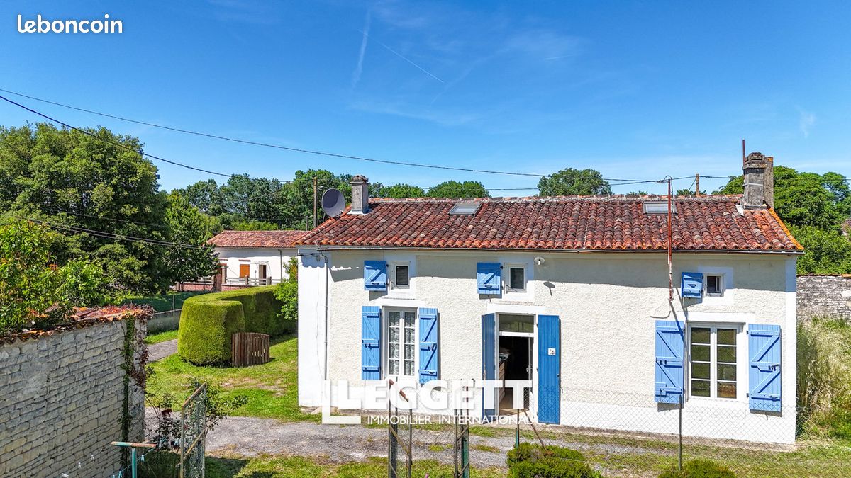 Maison 4 pièces 120 m² · à Saint-Ouen-la-Thène · 120 m² · 134 900 €