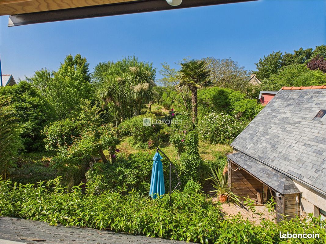 Maison 6 pièces 147 m² · à Tréogat · 147 m² · 256 500 €