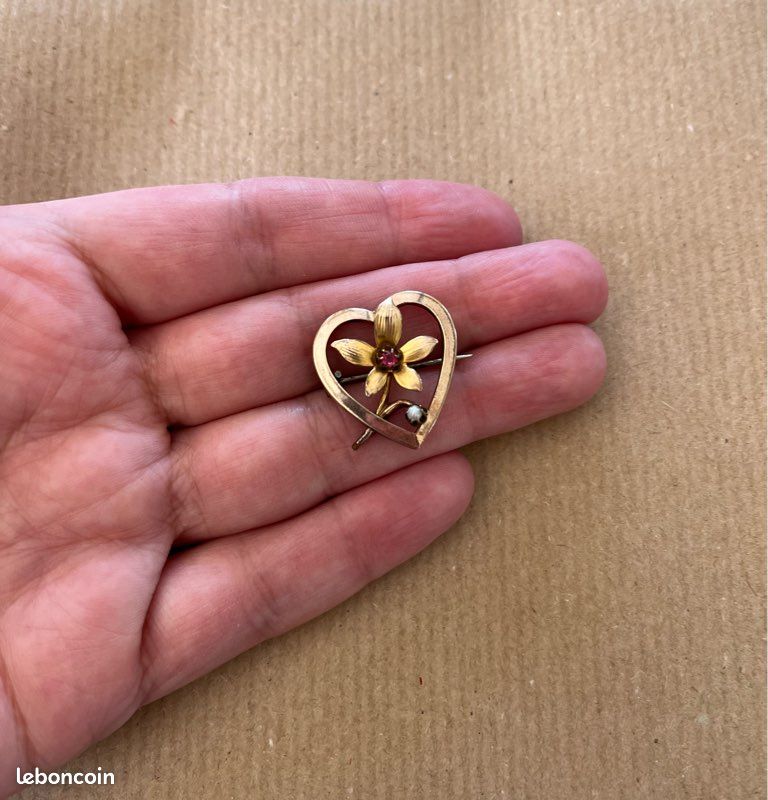 Ancienne Broche Art Déco Plaqué Or 18 Carats (750) - Motif Cœur