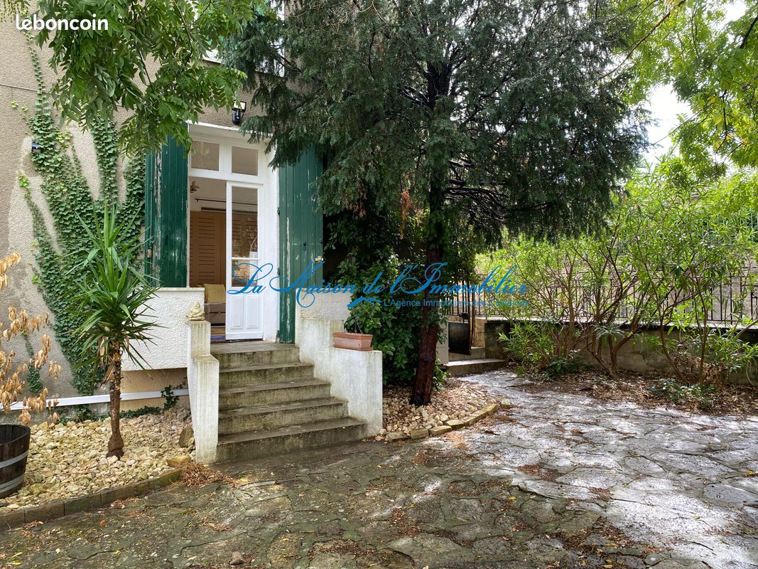 Maison 5 pièces 130 m² · à Canaules-Et-Argentières · 130 m² · 250 000 €